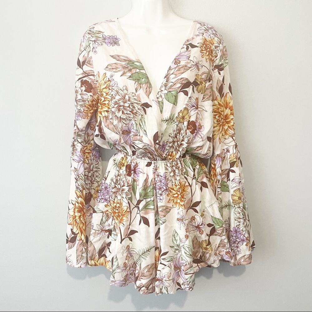 Audrey 3+1 floral romper bell sleeve v neck size medium